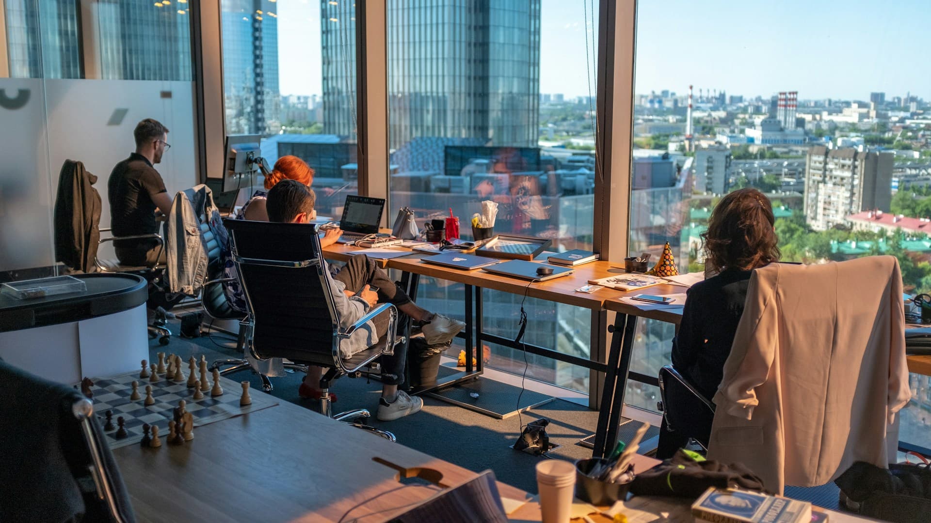 How Teams Search Across All Their Work Apps With AI